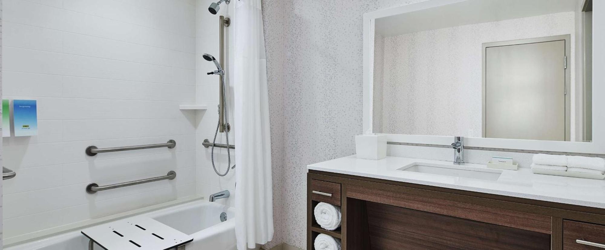 Home2 Suites By Hilton Chicago Mccormick Place Eksteriør billede