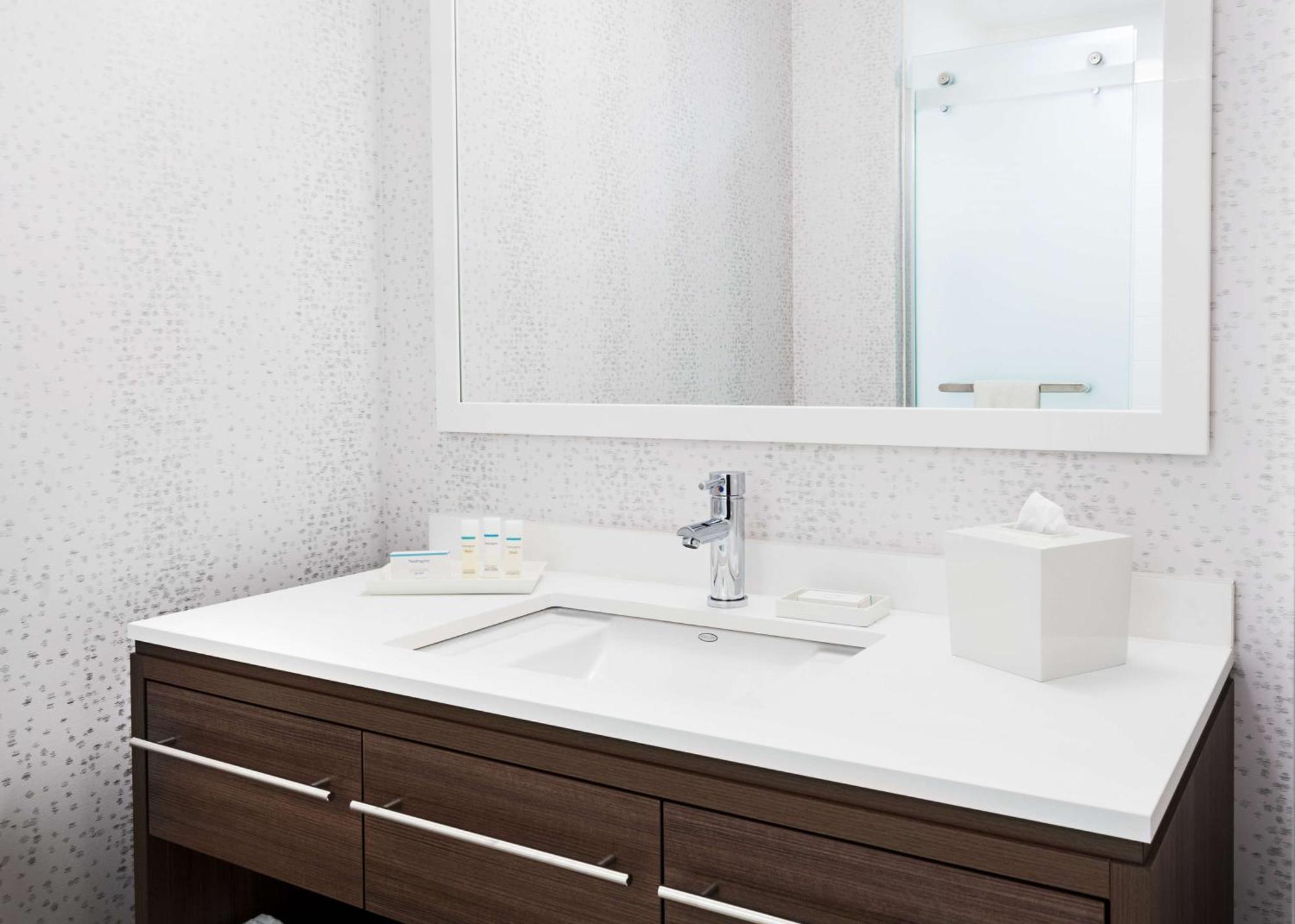 Home2 Suites By Hilton Chicago Mccormick Place Eksteriør billede