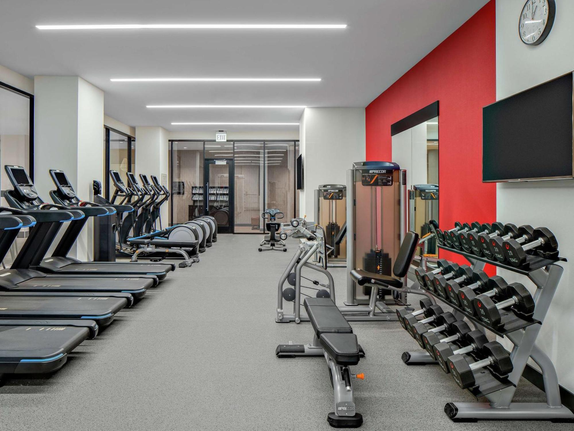 Home2 Suites By Hilton Chicago Mccormick Place Eksteriør billede